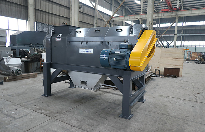 餐廚垃圾分選破碎設備一體機